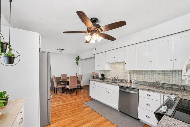 W257S2719 Genesee ROAD, Waukesha, WI 53188