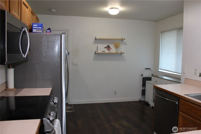 18817 SE 271st Place, Covington, WA 98042