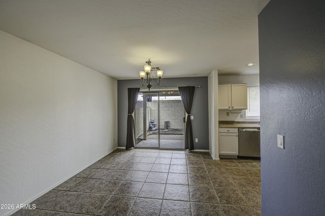 125 N 22ND Place 11, Mesa, AZ 85213
