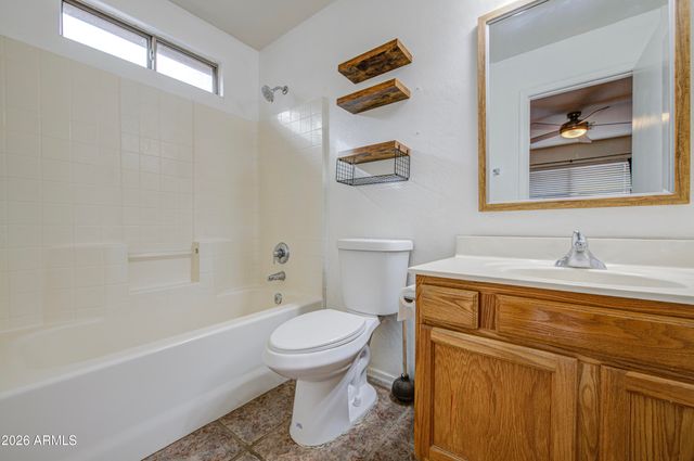 125 N 22ND Place 11, Mesa, AZ 85213