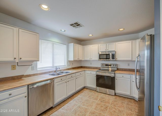 125 N 22ND Place 11, Mesa, AZ 85213