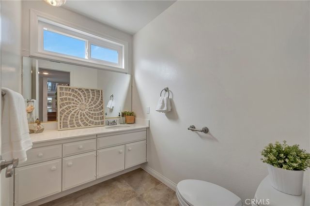 19201 Sherborne Lane, Huntington Beach, CA 92646