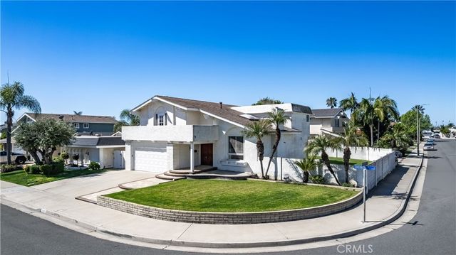 19201 Sherborne Lane, Huntington Beach, CA 92646