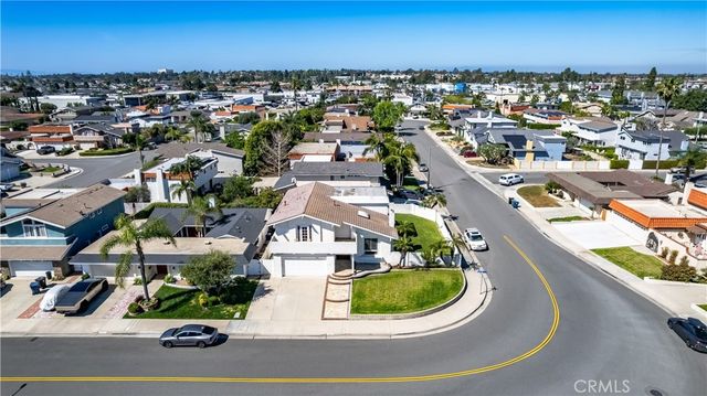 19201 Sherborne Lane, Huntington Beach, CA 92646