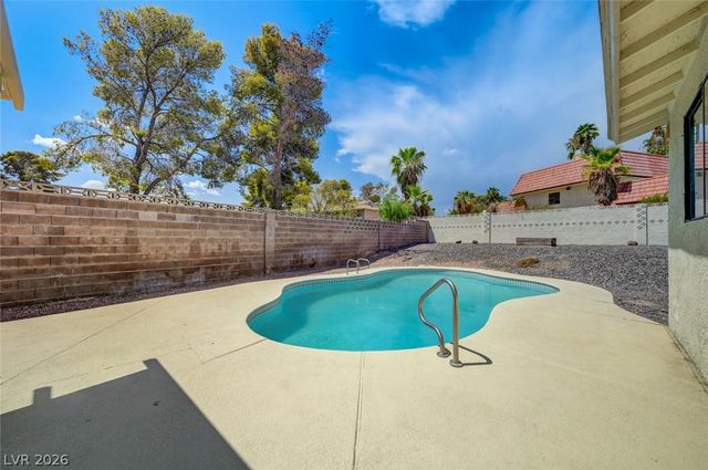 3195 Carmelita Circle, Las Vegas, NV 89121