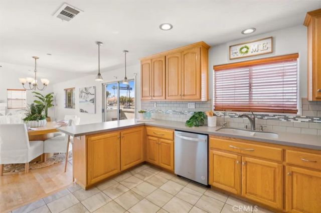 2405 Vanderbilt Lane C, Redondo Beach, CA 90278