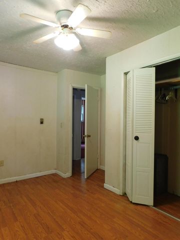 14 Day Hollow Road, Bledsoe, KY 40810