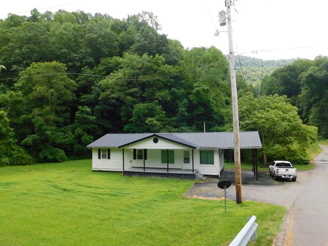 14 Day Hollow Road, Bledsoe, KY 40810