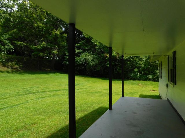 14 Day Hollow Road, Bledsoe, KY 40810