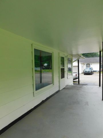 14 Day Hollow Road, Bledsoe, KY 40810