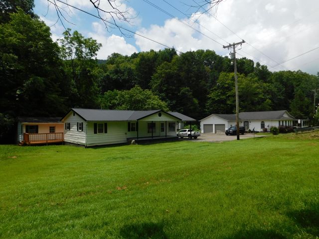 14 Day Hollow Road, Bledsoe, KY 40810