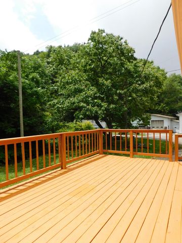 14 Day Hollow Road, Bledsoe, KY 40810