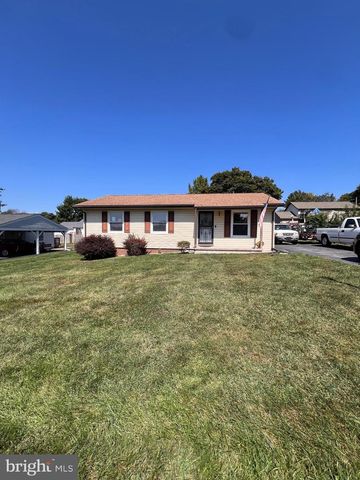 137 BEAUREGARD BLVD, Charles Town, WV 25414