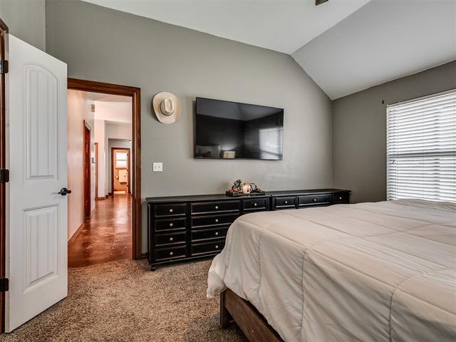725 SW 12th Street, Moore, OK 73160