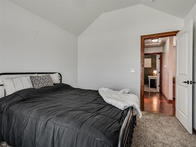 725 SW 12th Street, Moore, OK 73160