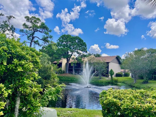 984 SUNRIDGE DRIVE J3, Sarasota, FL 34234