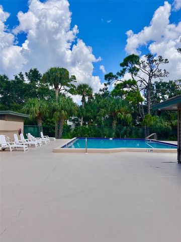 984 SUNRIDGE DRIVE J3, Sarasota, FL 34234