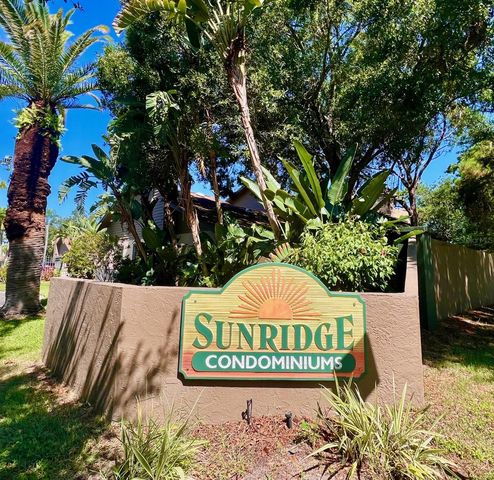 984 SUNRIDGE DRIVE J3, Sarasota, FL 34234
