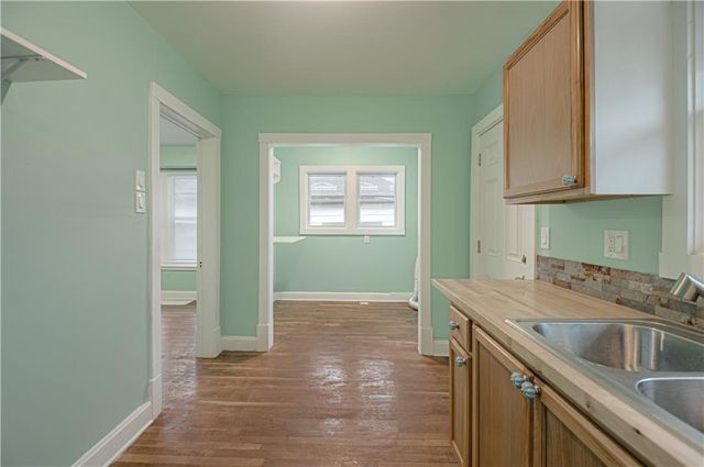 3021 FARROW Avenue, Kansas City, KS 66104