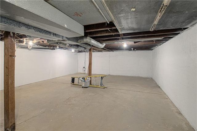 3021 FARROW Avenue, Kansas City, KS 66104