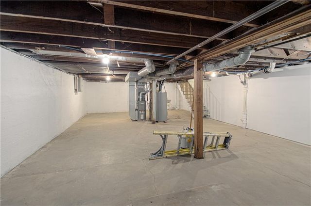 3021 FARROW Avenue, Kansas City, KS 66104