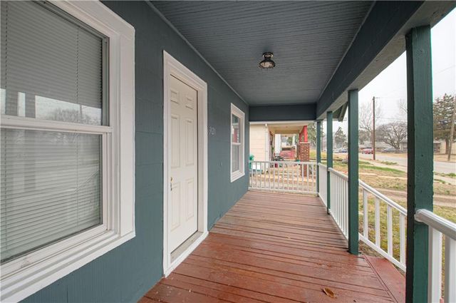 3021 FARROW Avenue, Kansas City, KS 66104