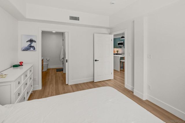 350 K St 514, San Diego, CA 92101