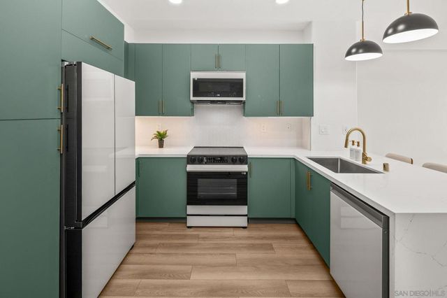 350 K St 514, San Diego, CA 92101