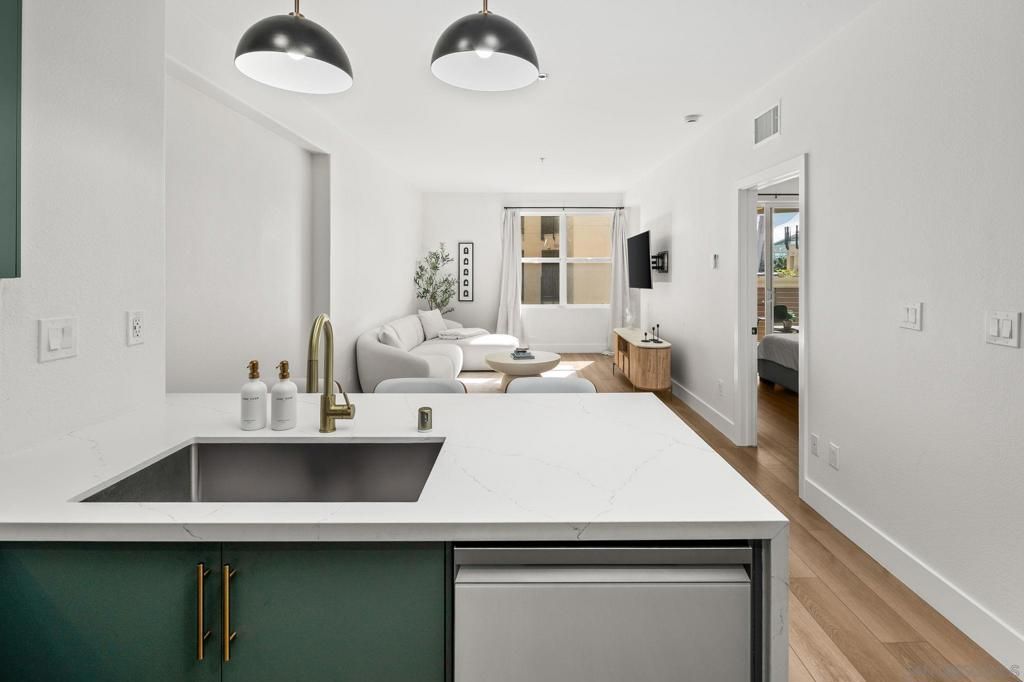350 K St 514, San Diego, CA 92101