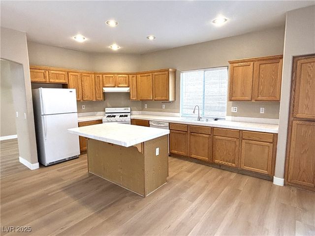 7532 FRONTIER RANCH Lane 0, Las Vegas, NV 89113