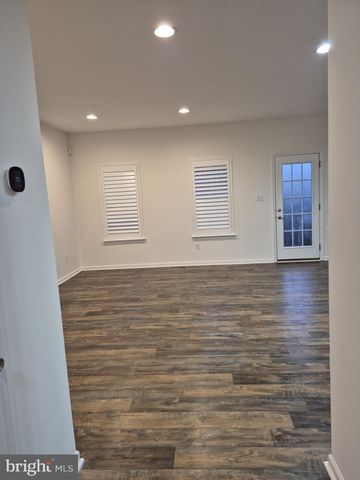 11 PANFILI LN, Hamilton, NJ 08610