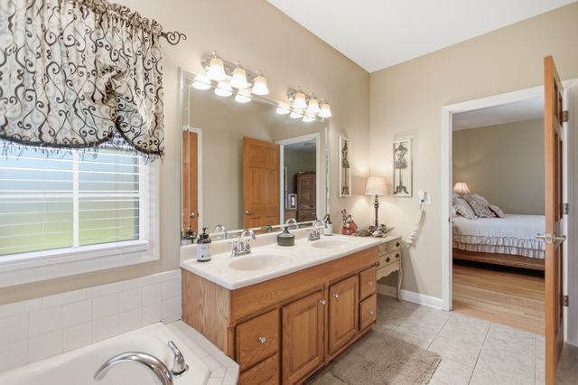 139 Limestone Rd, Elora, TN 37328