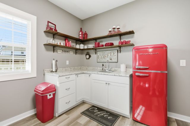 139 Limestone Rd, Elora, TN 37328