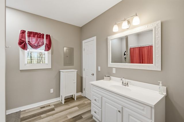 139 Limestone Rd, Elora, TN 37328