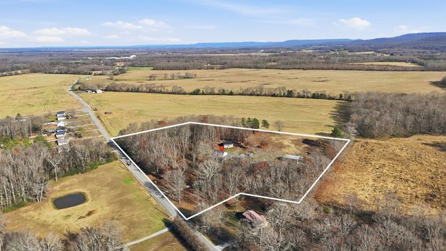 139 Limestone Rd, Elora, TN 37328