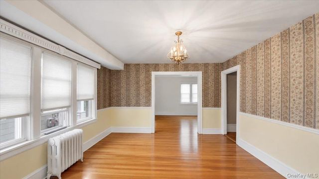 9 Howard Avenue, White Plains, NY 10606