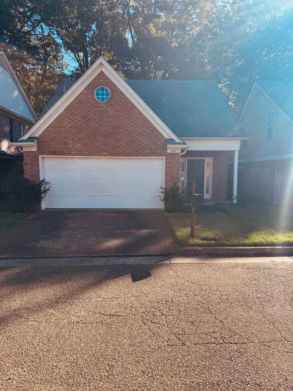 1188 CLEAR CREEK RD, Collierville, TN 38017