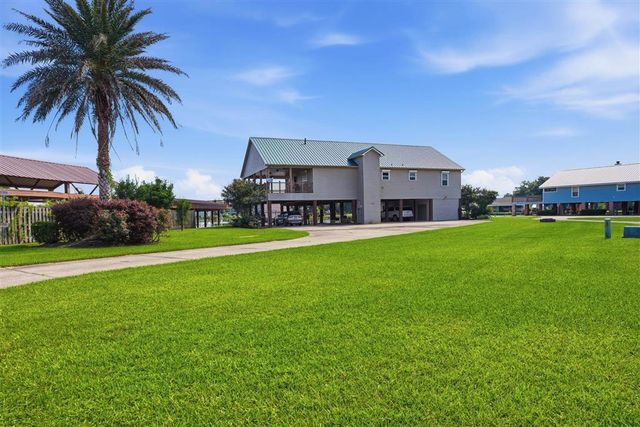 1115 Point, Sulphur, LA 70665