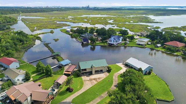 1115 Point, Sulphur, LA 70665