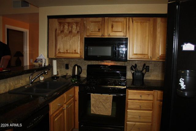 10030 W INDIAN SCHOOL Road 253, Phoenix, AZ 85037