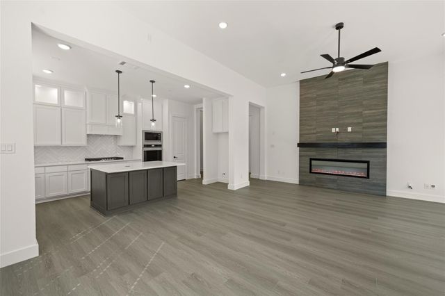 2209 Pelican Drive, Mansfield, TX 76063