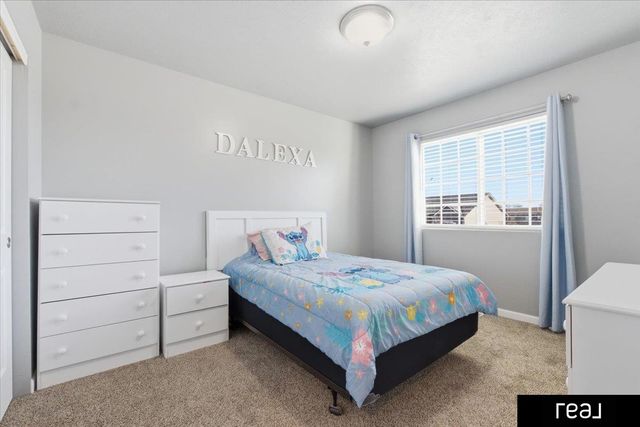 15014 S 19th Street, Bellevue, NE 68123