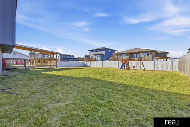 15014 S 19th Street, Bellevue, NE 68123