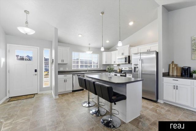 15014 S 19th Street, Bellevue, NE 68123