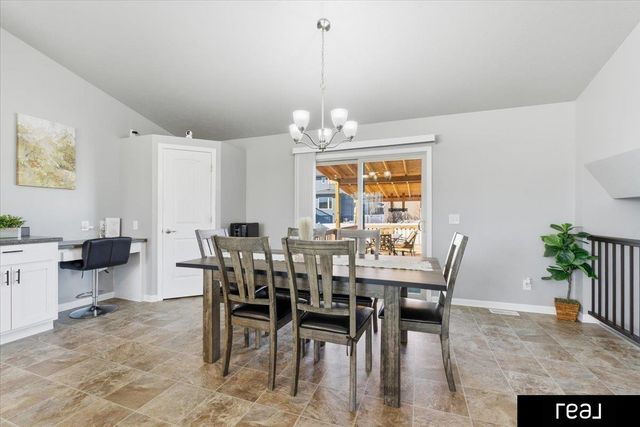 15014 S 19th Street, Bellevue, NE 68123