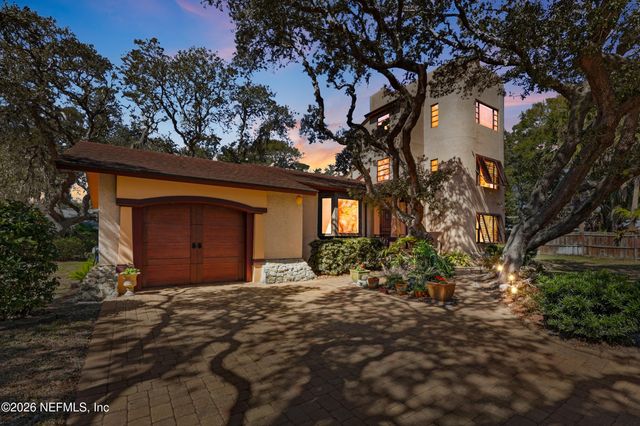 10 LYDIA Lane, St. Augustine, FL 32080