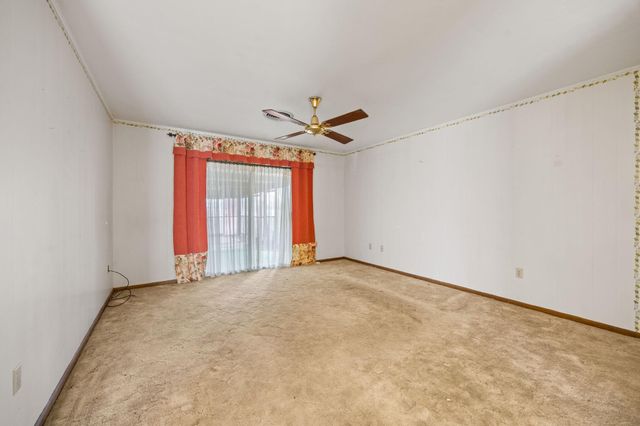 182 Lakeview 2 Road, El Campo, TX 77437