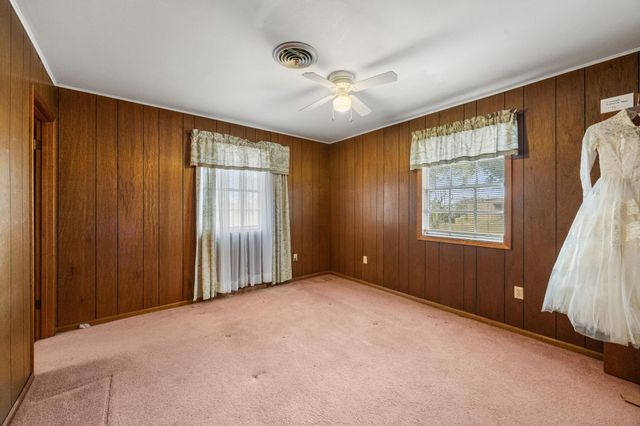 182 Lakeview 2 Road, El Campo, TX 77437
