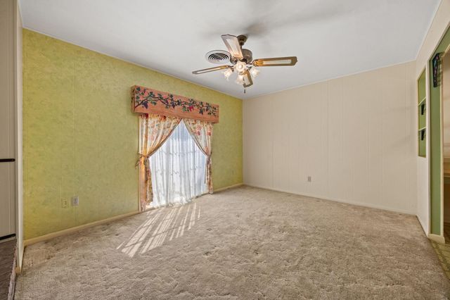 182 Lakeview 2 Road, El Campo, TX 77437
