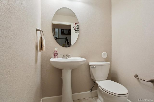 10560 Ladera Drive, Lone Tree, CO 80124